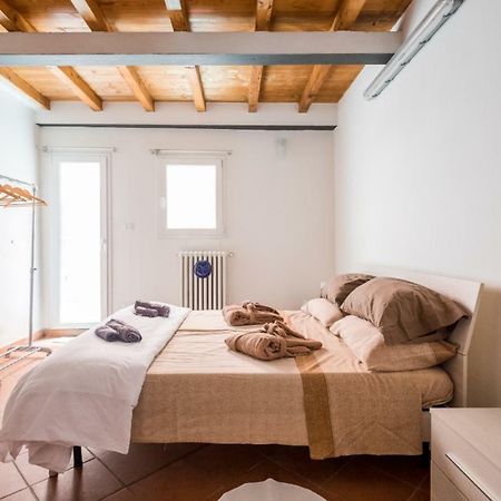 Whouse Suite Apartment Mirasole Bologna Buitenkant foto