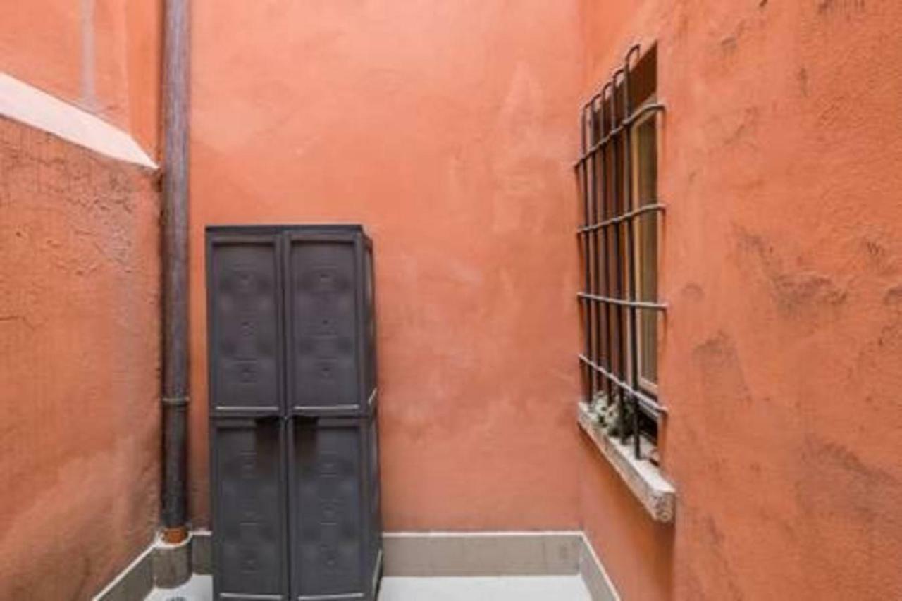Whouse Suite Apartment Mirasole Bologna Buitenkant foto